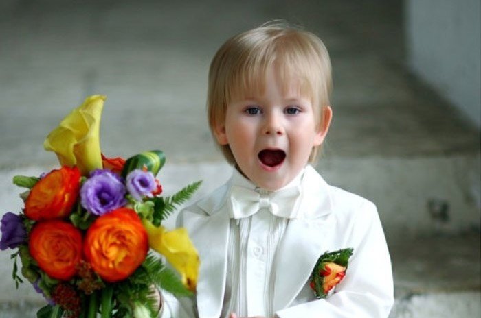 Как поздравить сына с днем свадьбы: советы и идеи для современных мам