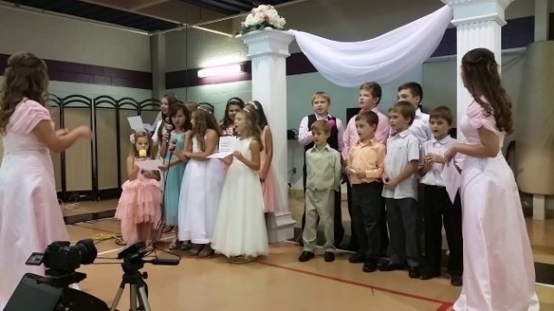 Стих к свадьбе от ребенка: 50 красивых стихотворений со смыслом ✍