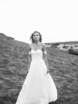 Утонченное свадебное платье с легкой юбкой 3795. Силуэт А-силуэт. Цвет Белый / Молочный. Вид 2