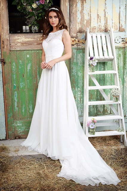 Струящиеся свадебное платье с закрытым верхом 4631. Силуэт А-силуэт. Цвет Белый / Молочный. Вид 1