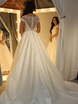 Атласное платье на свадьбу пышное Diore. Силуэт Пышное. Цвет Белый / Молочный. Вид 5