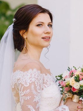 Свадебные прически с цветами: самые красивые образы! Свадебные прически с цветами
