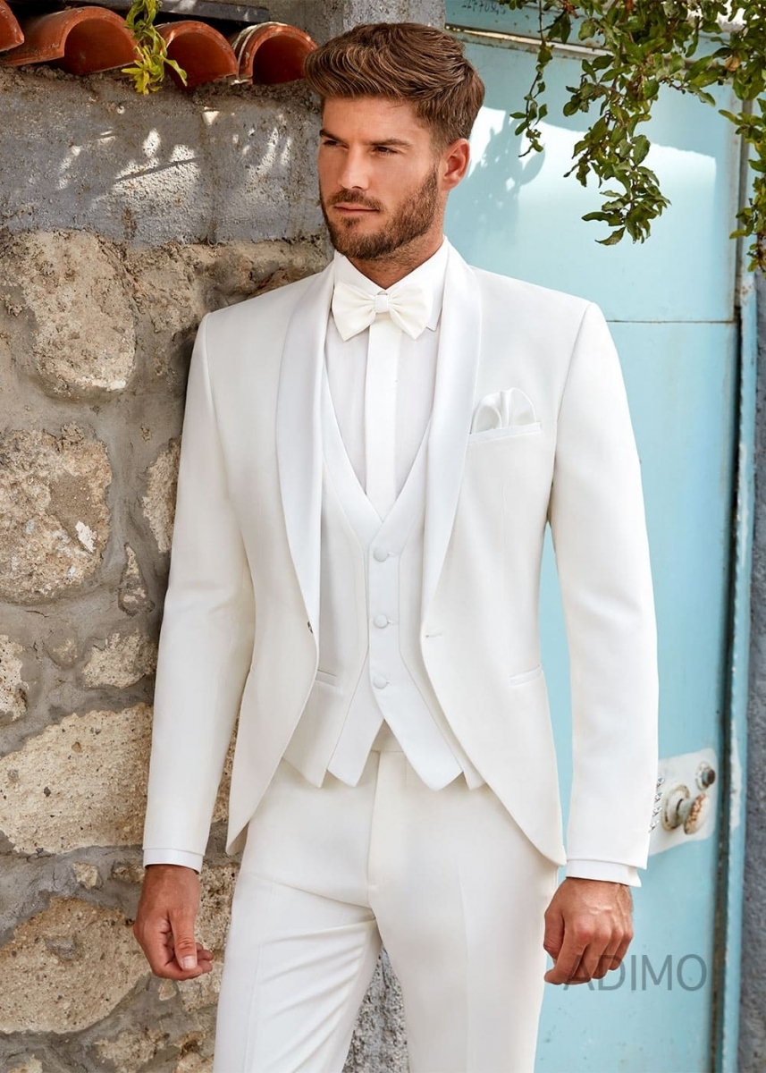 Белые костюмы для свадьбы