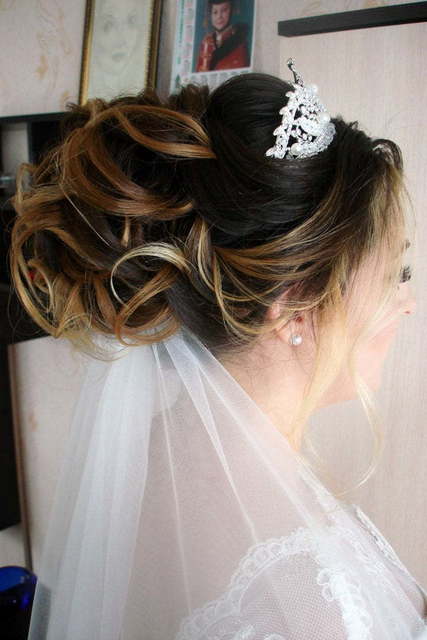 Лучшие свадебные прически для разной длины волос