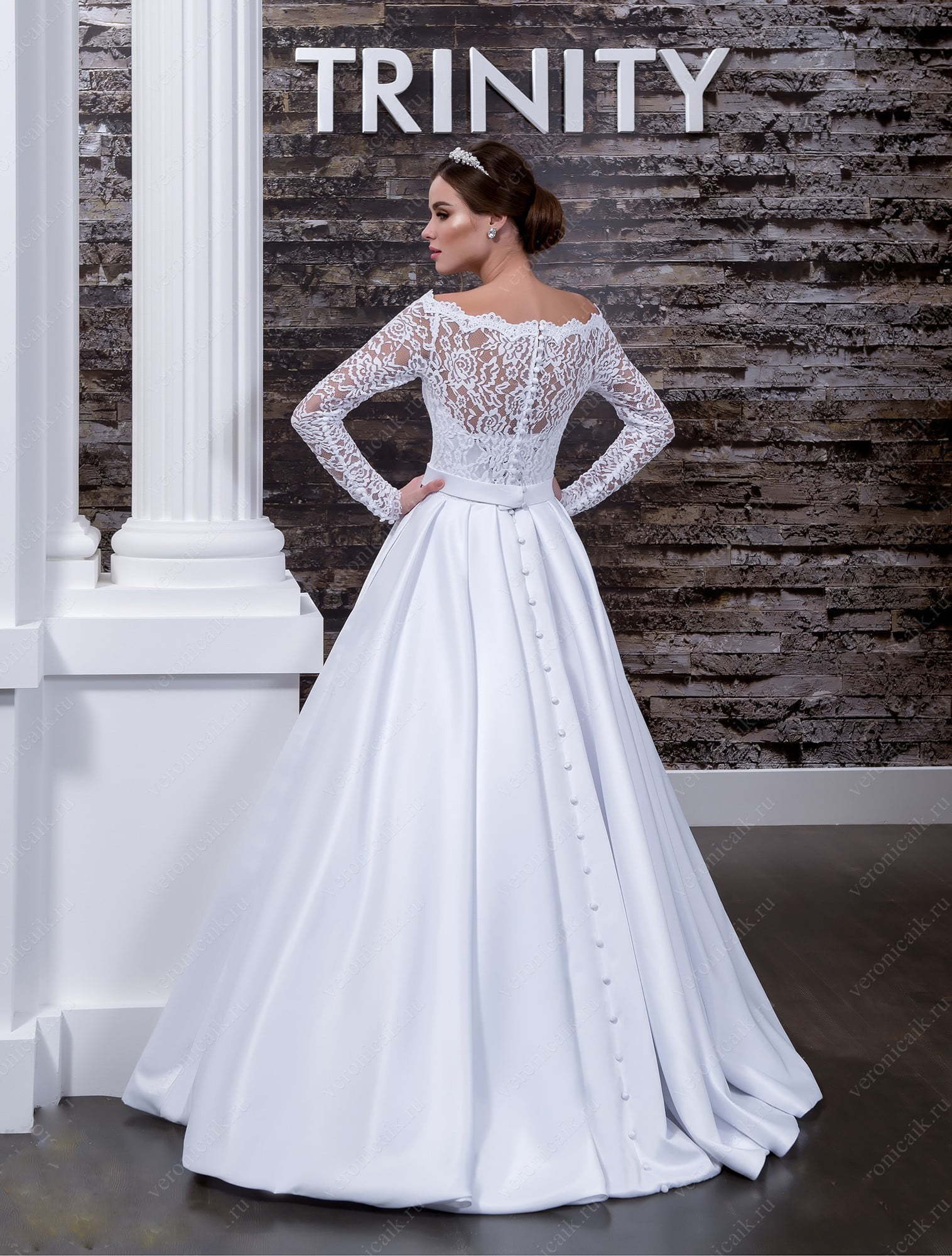 Свадебный салон зеленоград. Trinity Свадебные платья. Свадебный салон. Je'taime Wedding Dress.